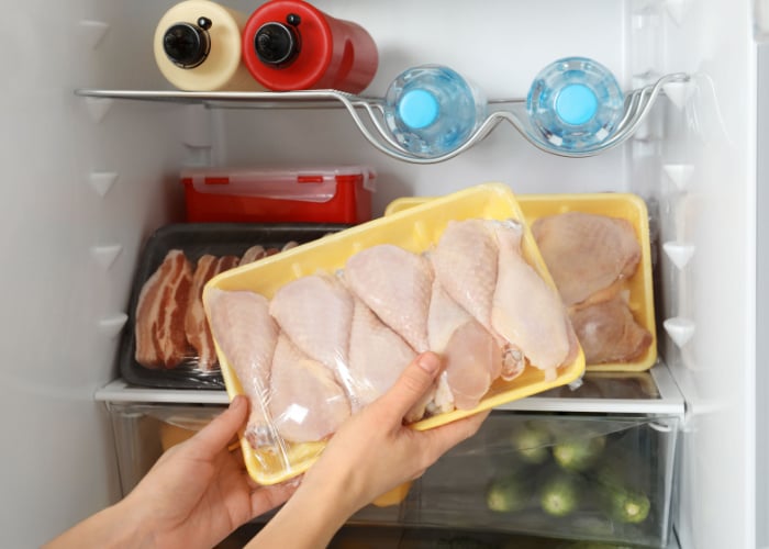 How to Store Chicken Meat Safely separately