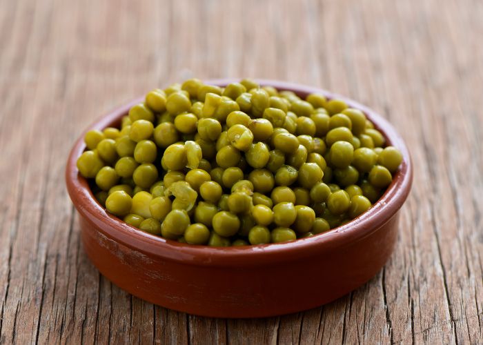 peas high protein for chickens